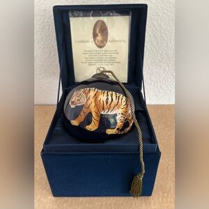 Vintage Inside Painted Tiger Hand Blown Glass Artist Signed Ornament In Box